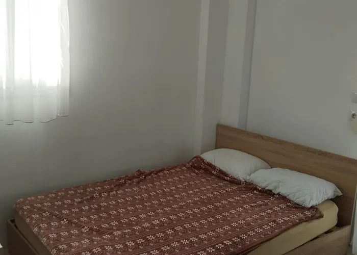 Mixail דירה אגיוס ניקולאוס